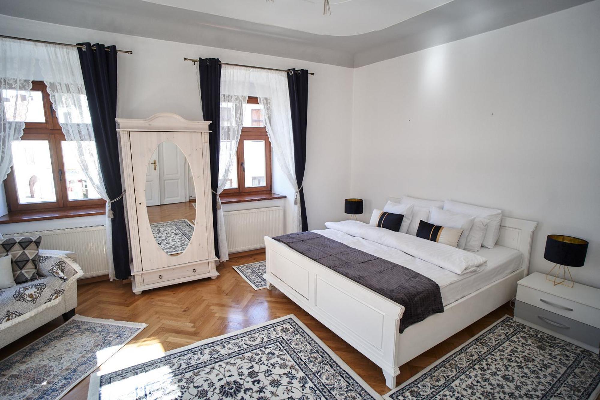Crown Jewels Centre Sibiu Apartment Luaran gambar