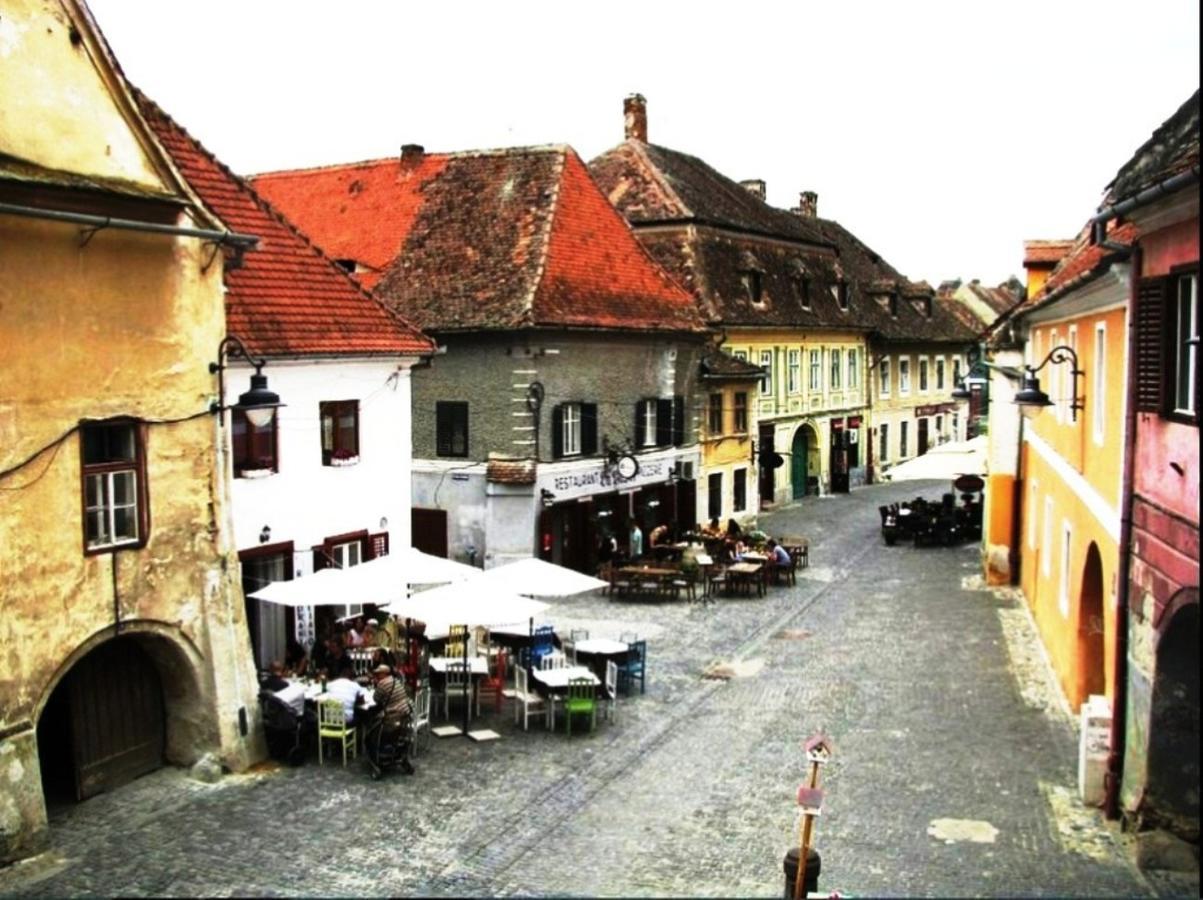 Crown Jewels Centre Sibiu Apartment Luaran gambar