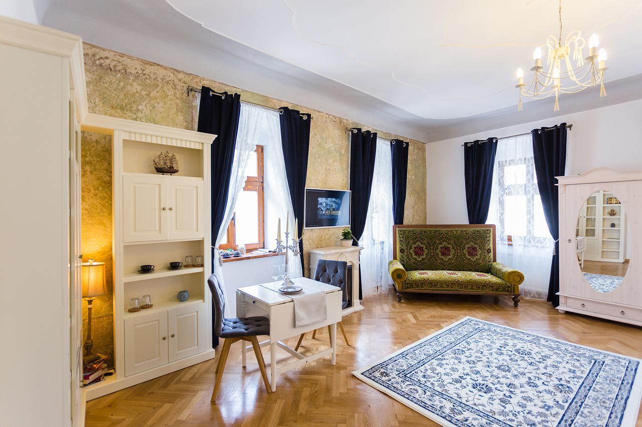 Crown Jewels Centre Sibiu Apartment Luaran gambar