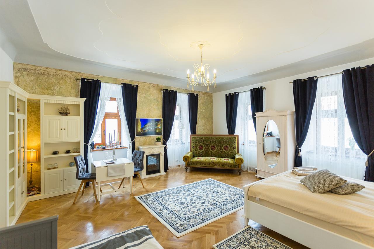 Crown Jewels Centre Sibiu Apartment Luaran gambar